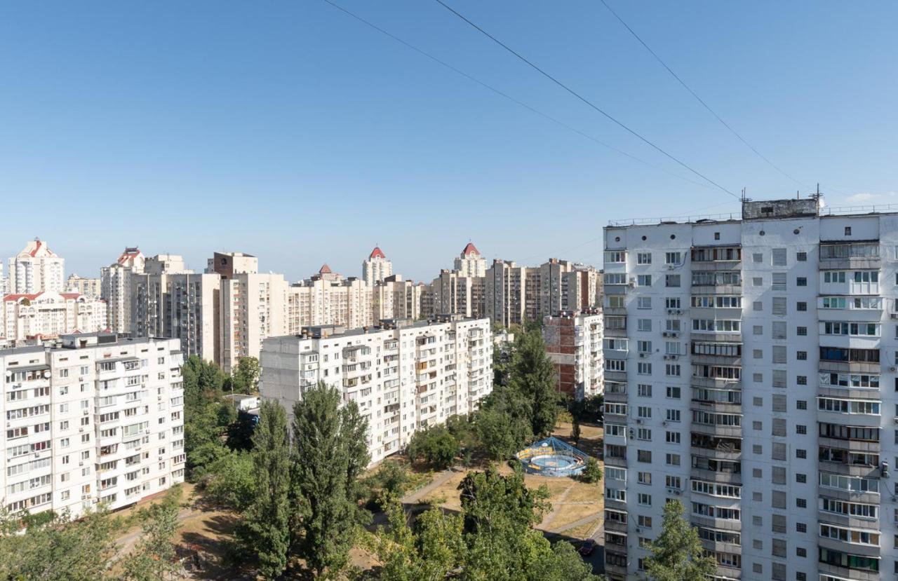 Чудова Квартира Для Відпочинку І Роботи На Оболоні Kyiv Exterior foto